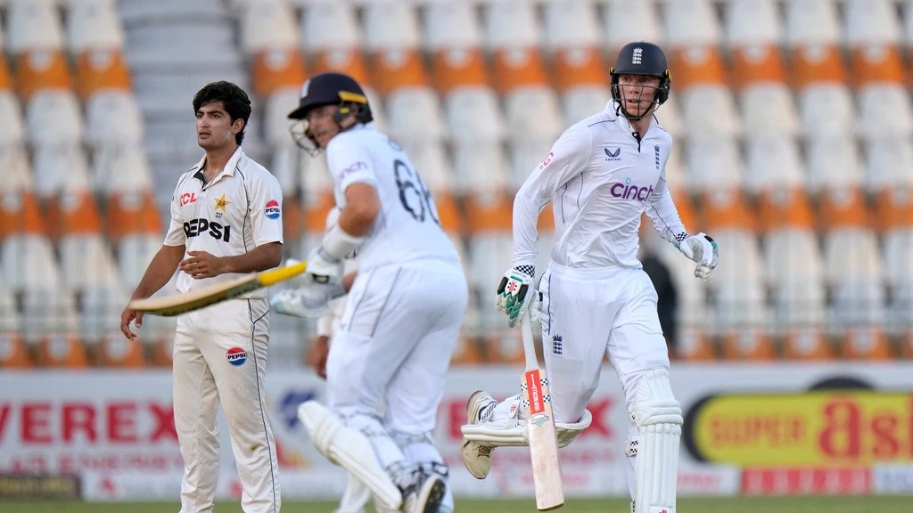 England Dominates 1st Test Day 2 against Pakistan